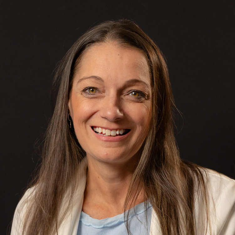 Dana Sargent headshot